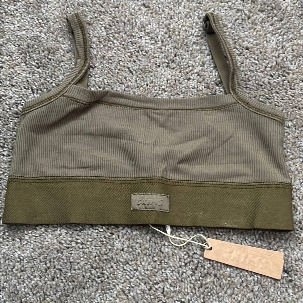 Skims bralette